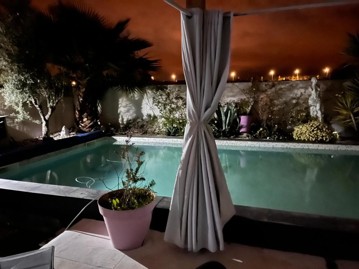 Villa Des Romieux Pinet  Kültér fotó
